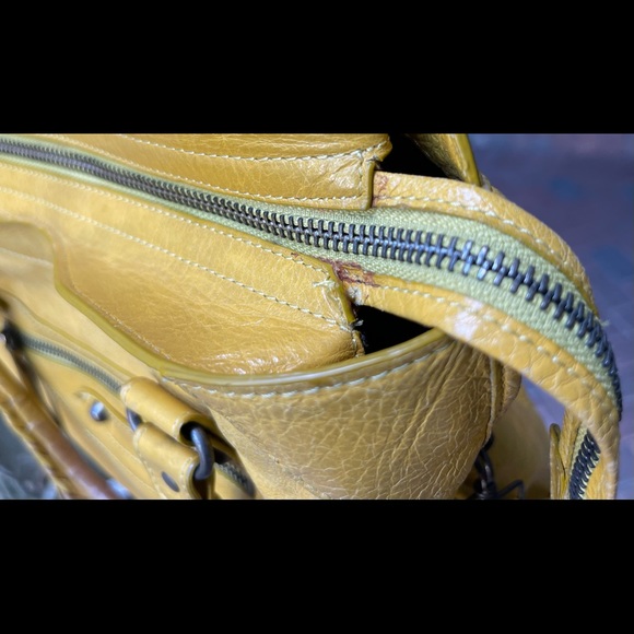 Balenciaga Paris mustard leather satchel - Picture 9 of 15
